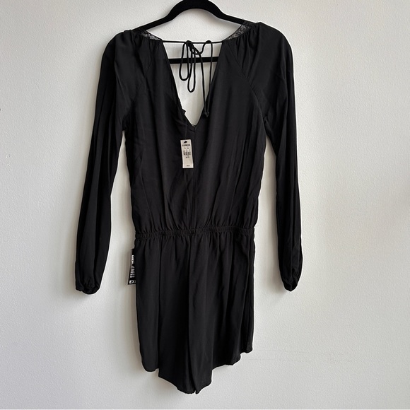 Express Black Long Sleeve Romper, Womens Extra Small, NWT - Picture 2 of 4